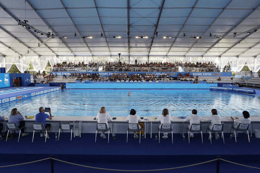 ประมูลโครงการก่อสร้างสระว่ายน้ำ